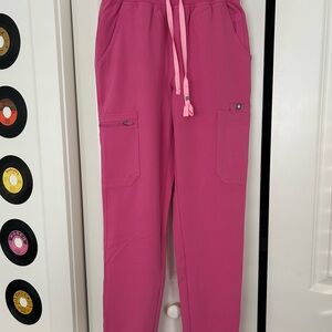 figs yola straight leg pants!